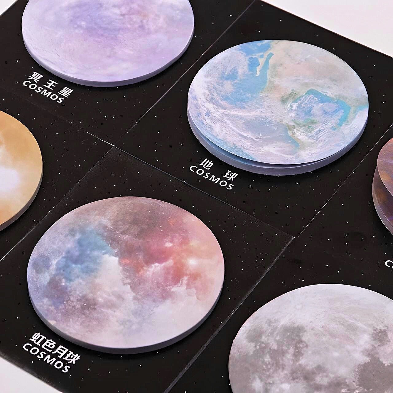 Planet Sticky Notes, Memo Pad Earth Moon, Circular Tearable Notes, Self-Adhesive Notes for Classroom, School Supplies, Office Supplies