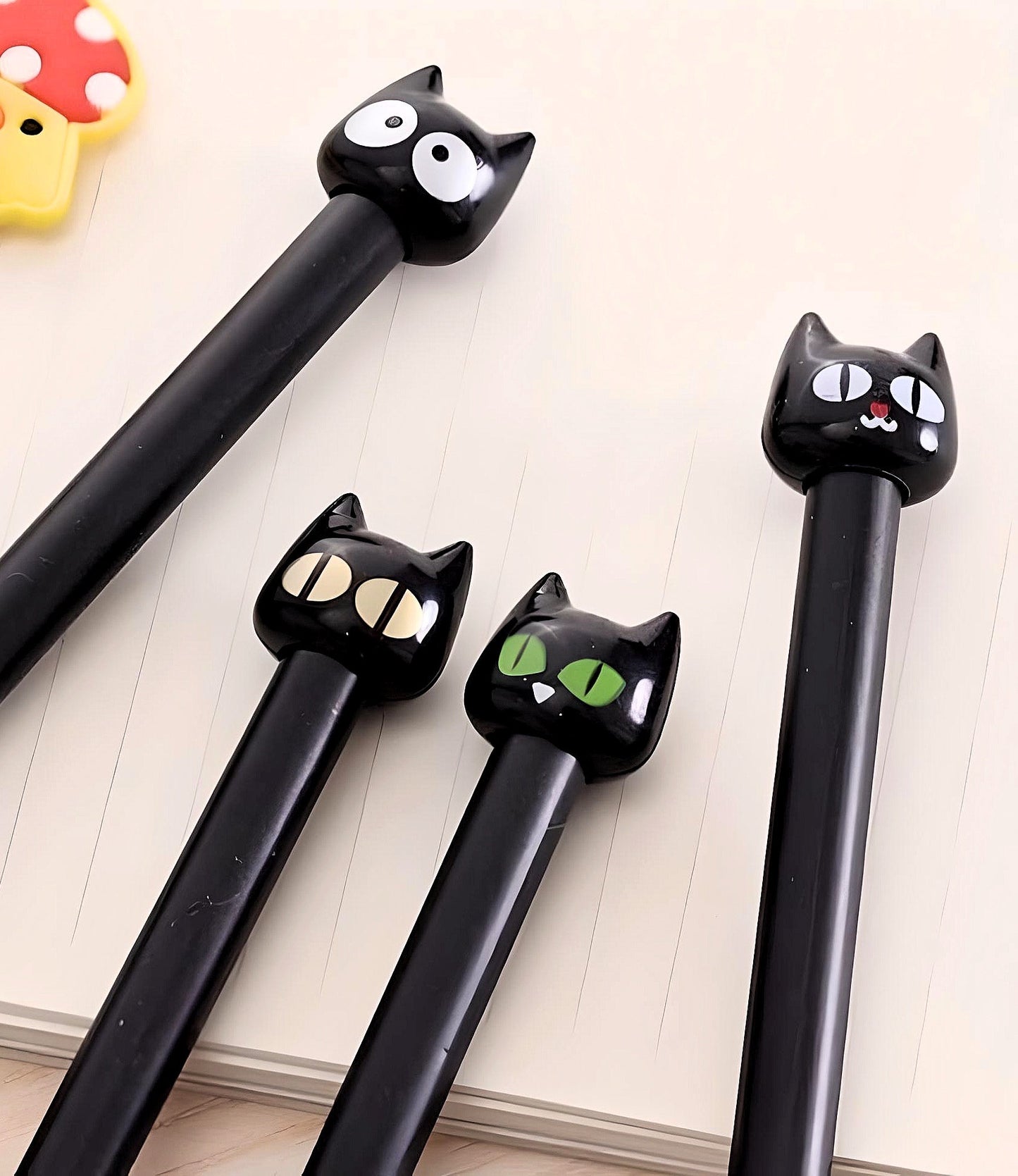 2Pcs Cute Pack Black Cat Kitty 0.5mm Black Ink Gel Pen | Kawaii Pens for Kids | Back to School Supplies Birthday Gfit (2 Pcs Random Design)