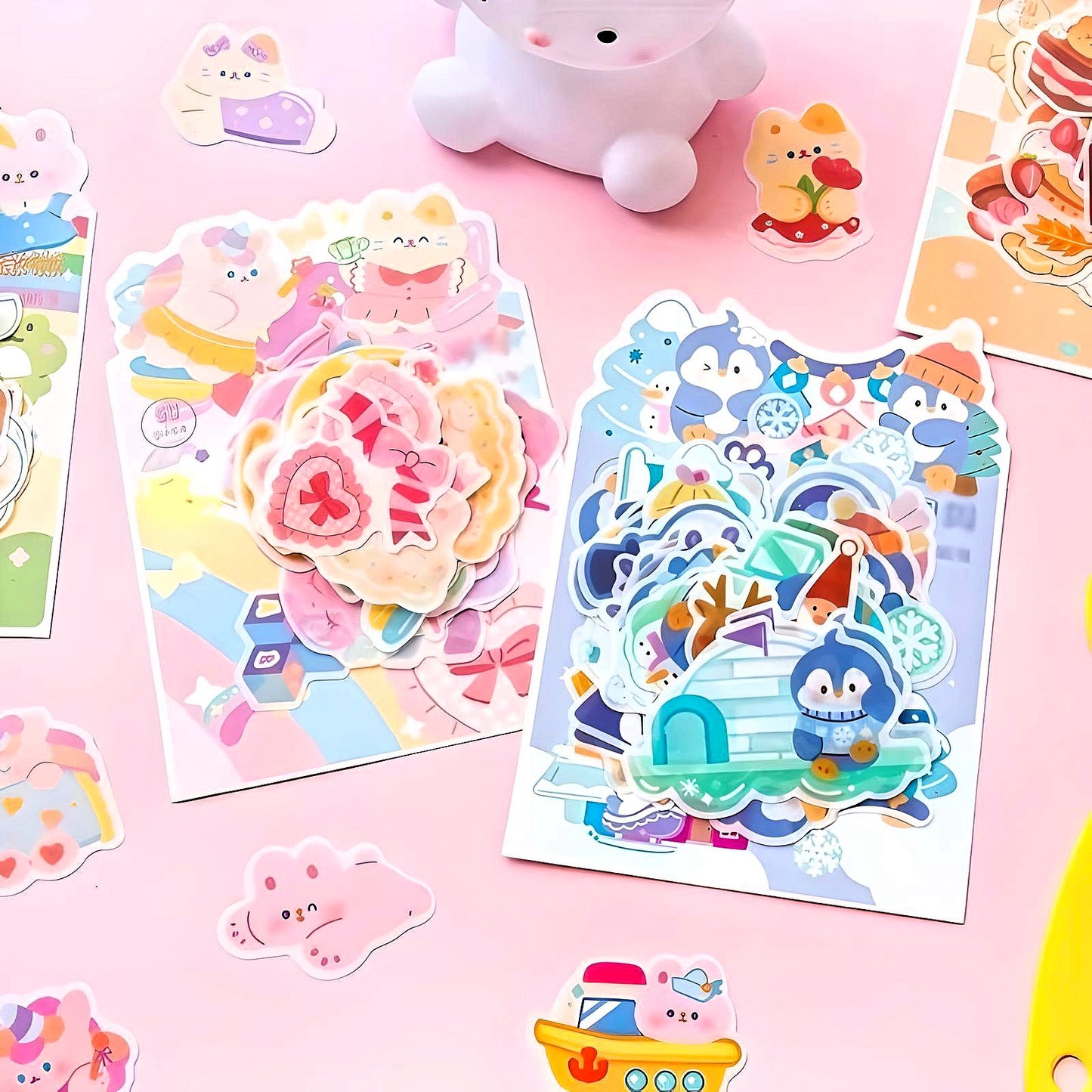 50PCS Cartoon Cute Paper Sticker Flakes